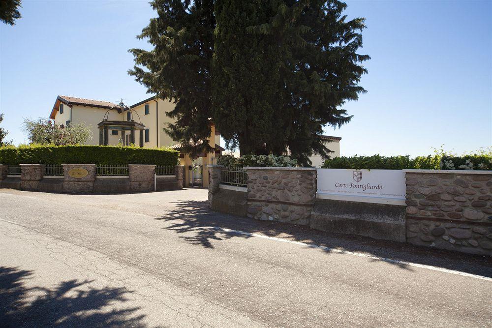 Relais Corte Pontigliardo Cola  Bagian luar foto