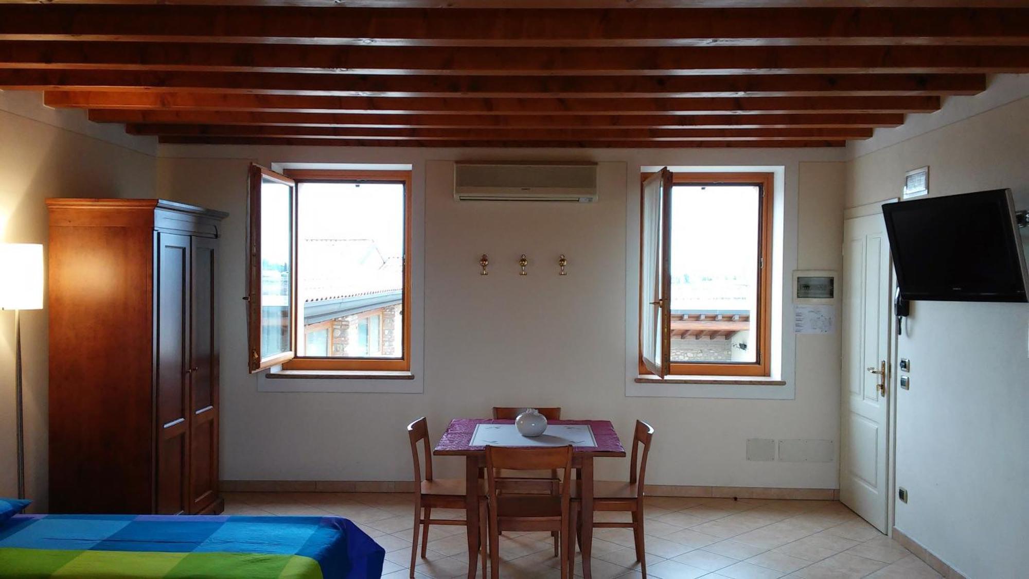 Relais Corte Pontigliardo Cola  Ruang foto