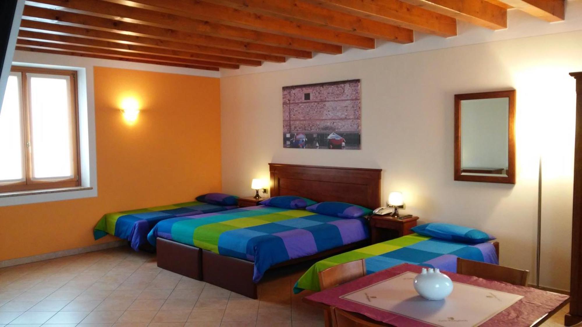 Relais Corte Pontigliardo Cola  Ruang foto