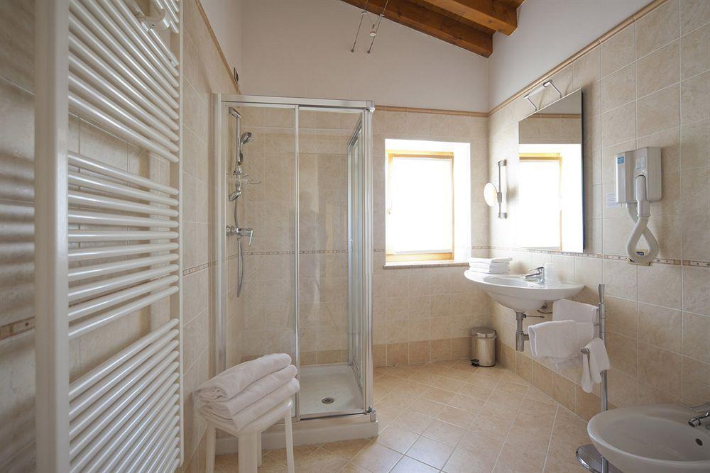 Relais Corte Pontigliardo Cola  Bagian luar foto