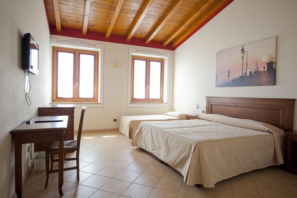 Relais Corte Pontigliardo Cola  Bagian luar foto